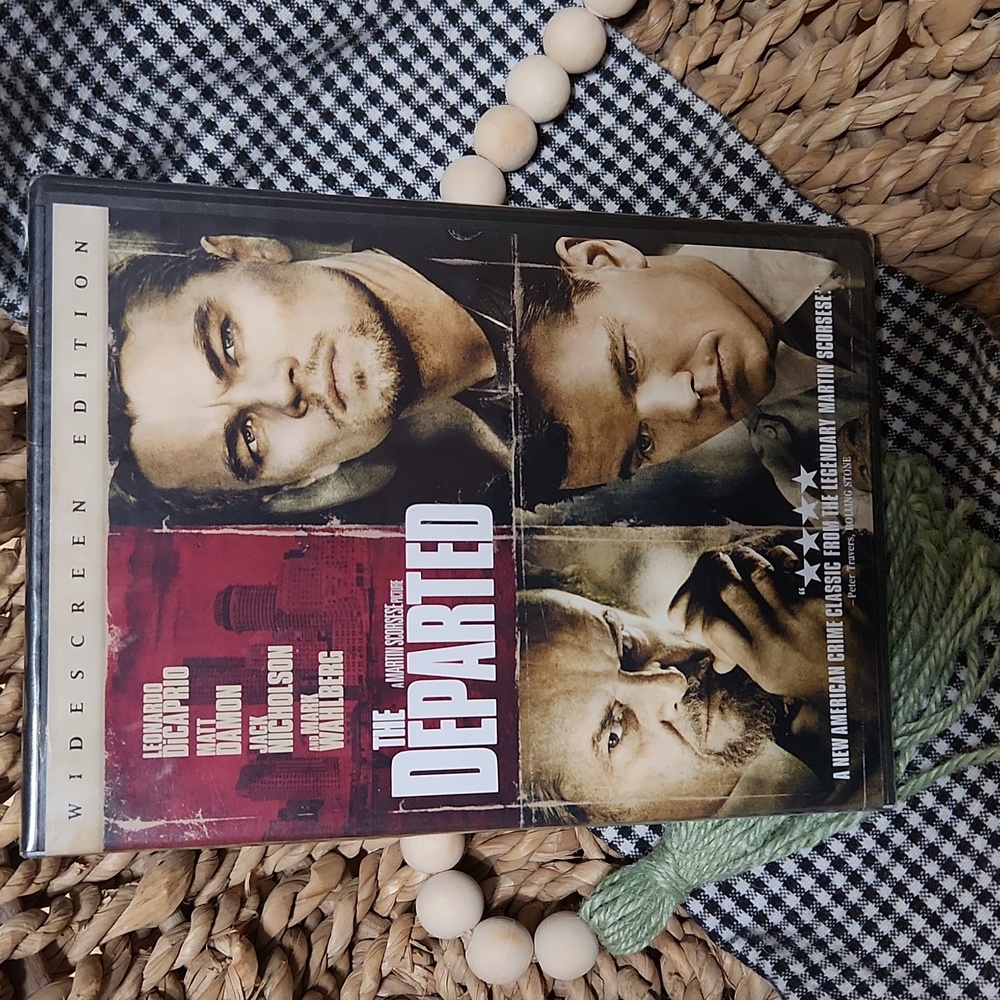 THE Departed d.v.d.